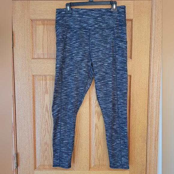 Maurcies High Rise Space Dye Pocket Luxe Leggings - Picture 2 of 2